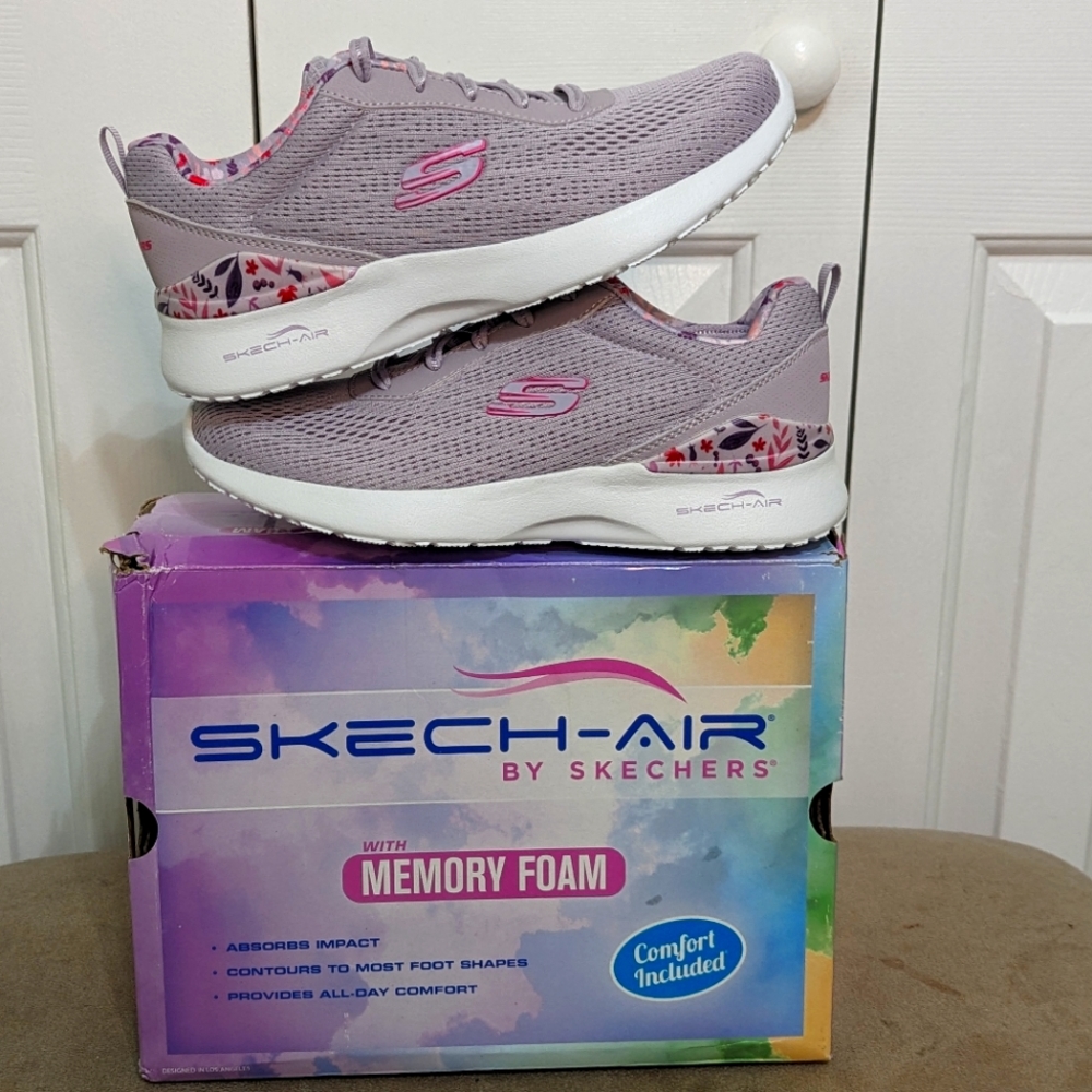 Skech- Air Dynamight Sneakers